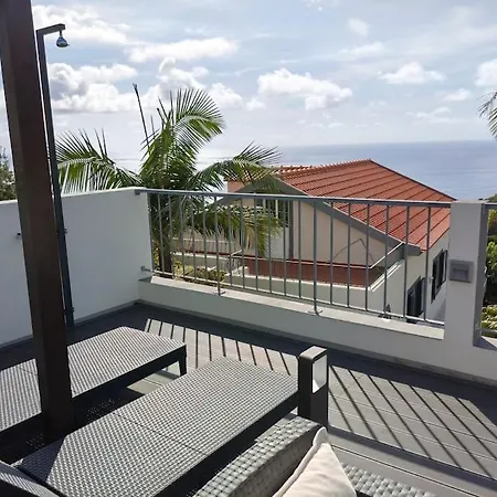 Vаrаndаs Dо Sоl-vista Relaxante Entre Mar E Montanha