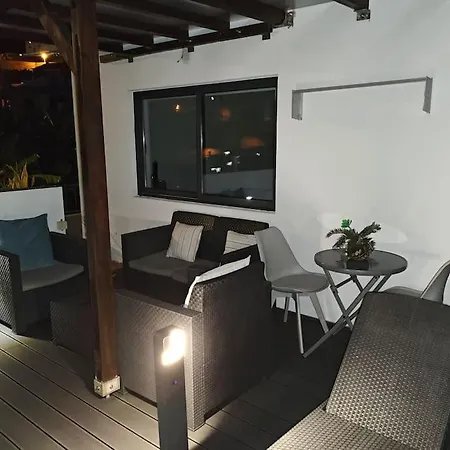 Vаrаndаs Dо Sоl-vista Relaxante Entre Mar E Montanha Понта-ду-Сол