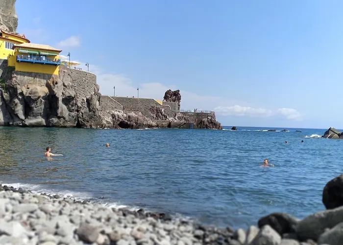 Vаrаndаs Dо Sоl-vista Relaxante Entre Mar E Montanha *