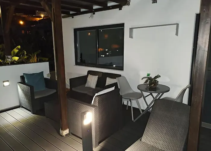 Vаrаndаs Dо Sоl-vista Relaxante Entre Mar E Montanha Ponta do Sol (Madeira)