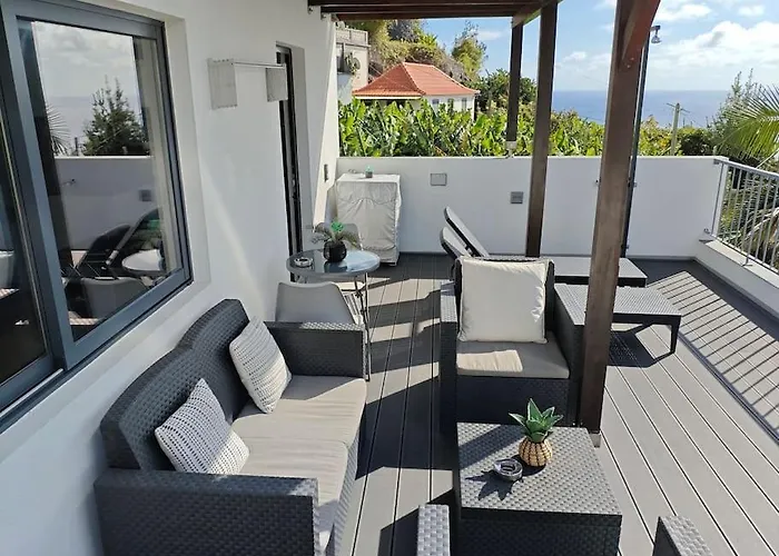 Vаrаndаs Dо Sоl-vista Relaxante Entre Mar E Montanha Ponta do Sol (Madeira)