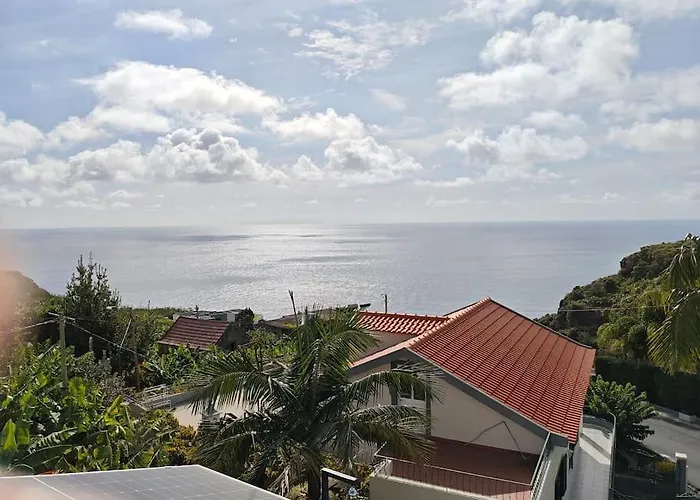 Vаrаndаs Dо Sоl-vista Relaxante Entre Mar E Montanha * Ponta do Sol (Madeira)